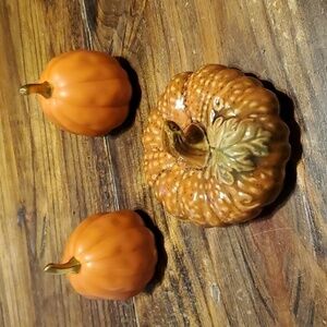 Trio of Pumpkins